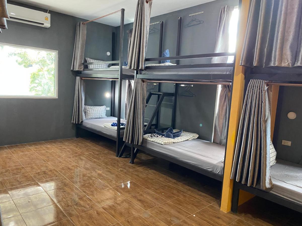 The View Hostel Phi Phi Don Exterior photo