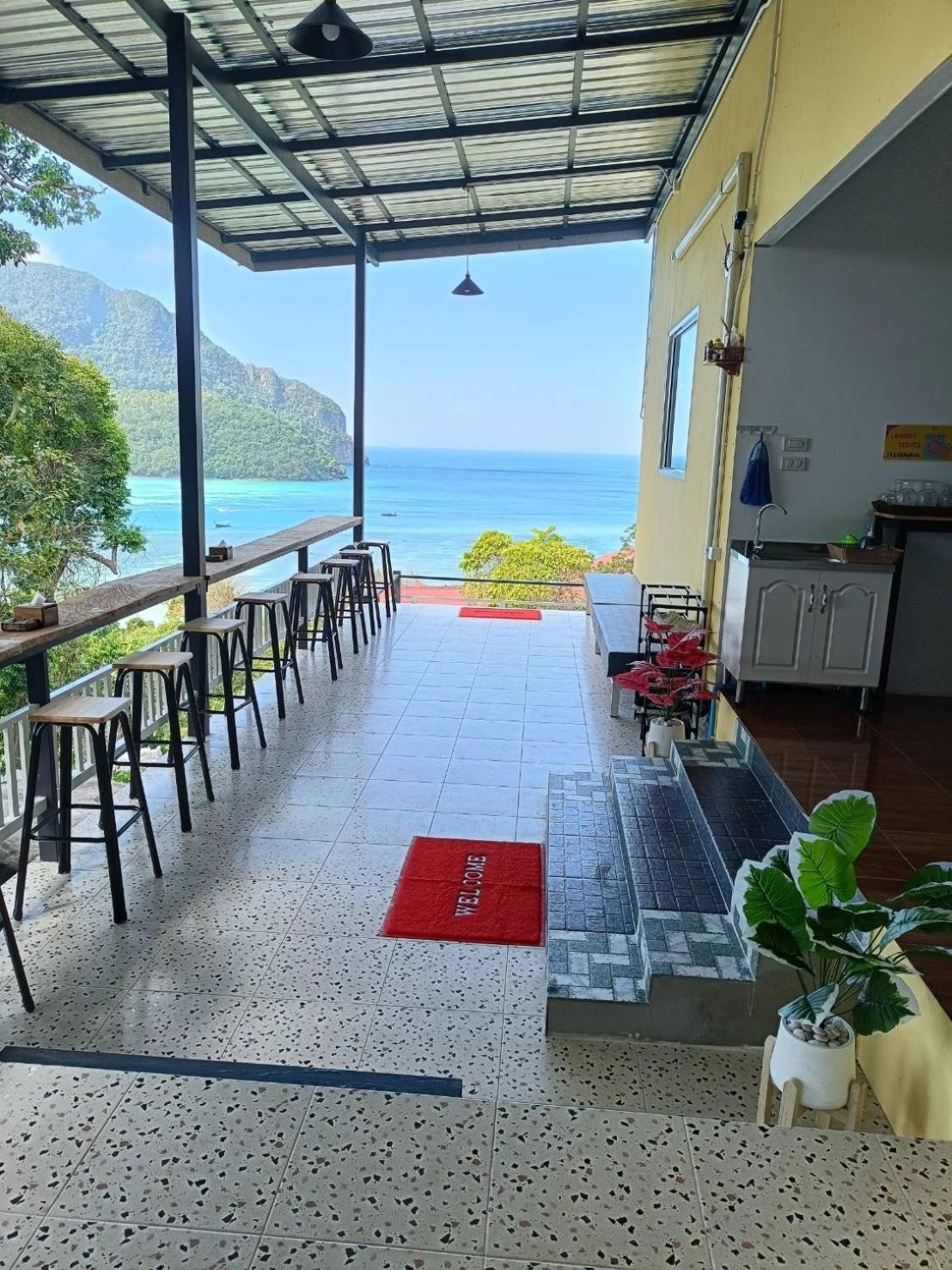 The View Hostel Phi Phi Don Exterior photo